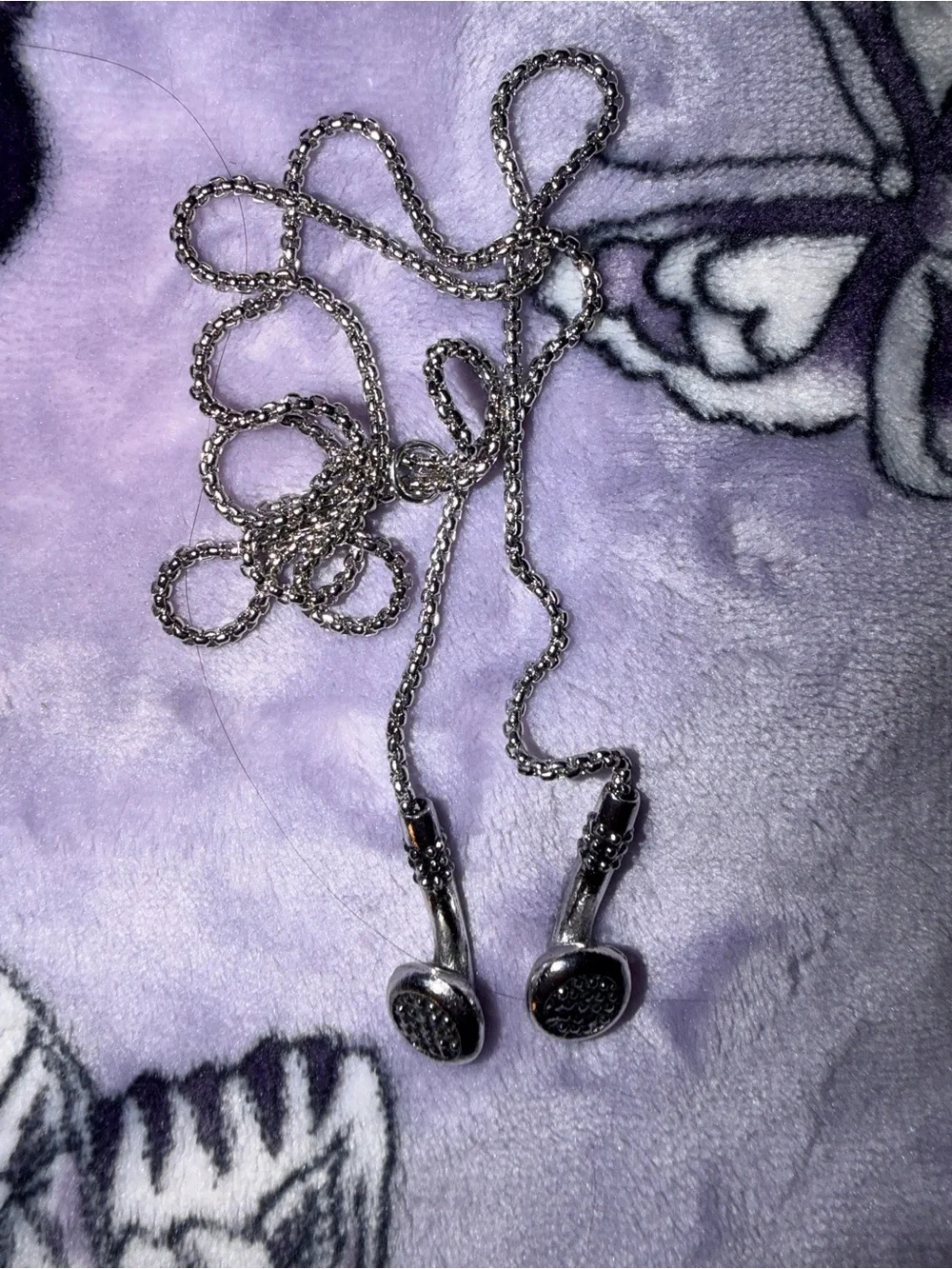 Y2K Earbud Headphone Pendant Silver Chain Necklace Indie Sleaze